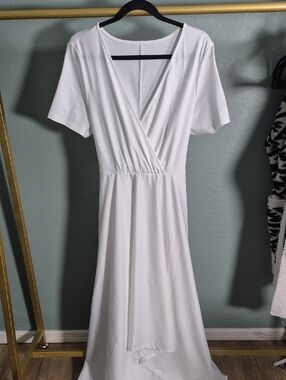 Women's White V-Neck Faux Wrap Hi-lo Dress